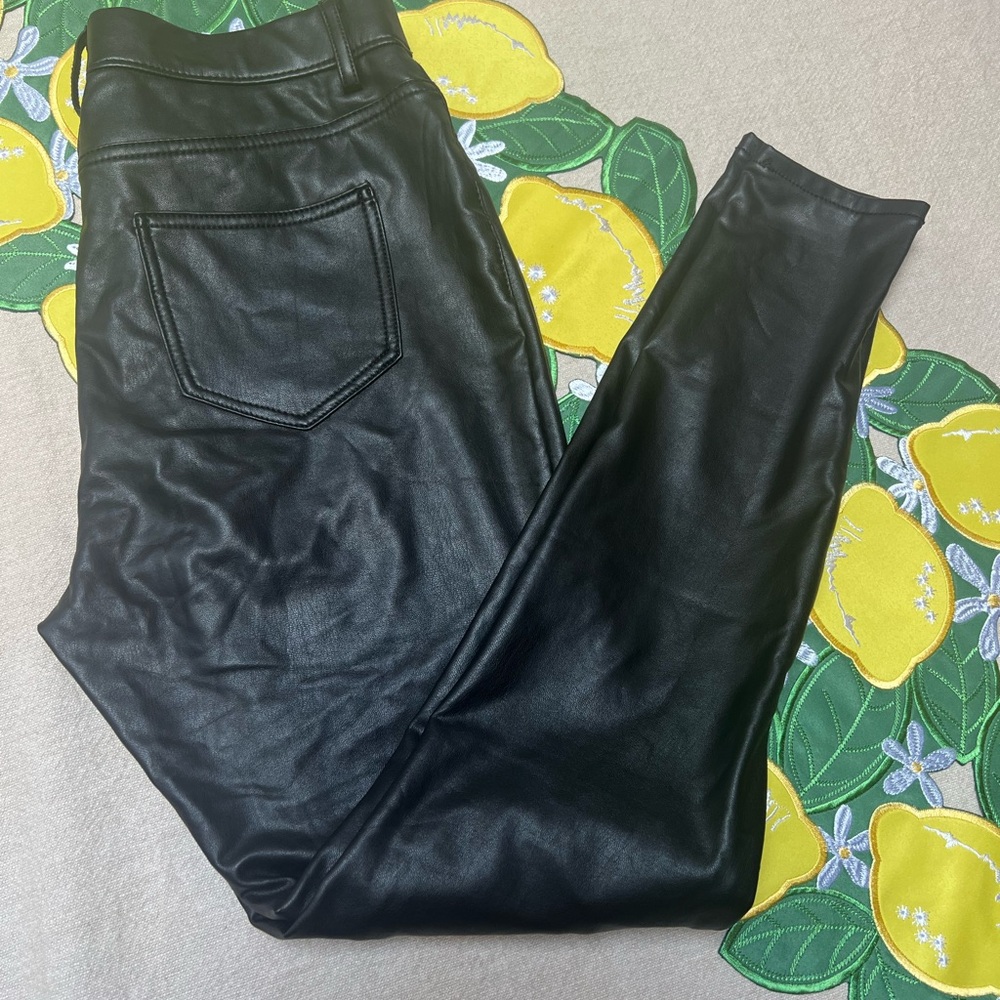 Womens Time And Tru Black Coated Leather Look Skinny Pants Size Medium 8/10